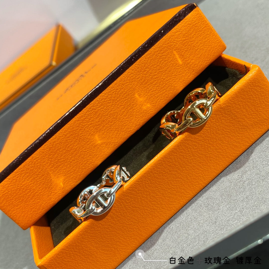 18K Chaine D'Ancre Enchainee Hermes Ring